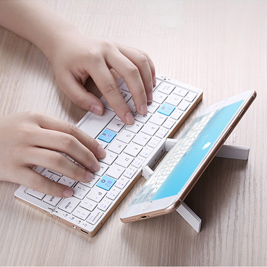 Tri-folding foldable Bluetooth - огляд і ціна Gaming Keyboard Budget